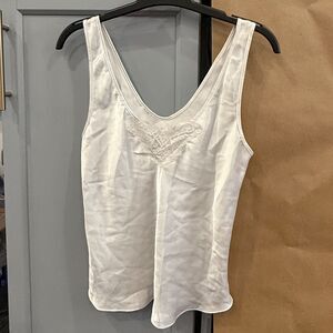 S/34 - Maidenform - Vintage 64904 White Lace Trim V-Neck Tank Top